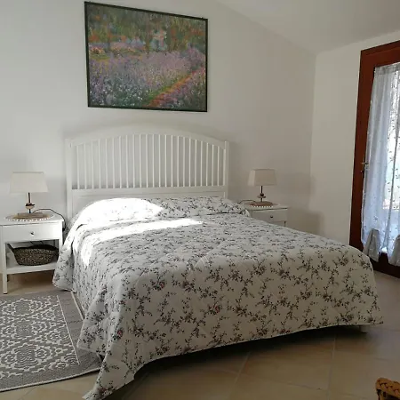 Vakantiehuis Lu Nidu Olbia