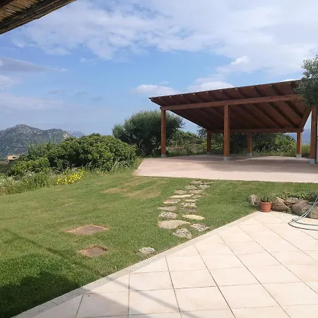 Vakantiehuis Lu Nidu Olbia